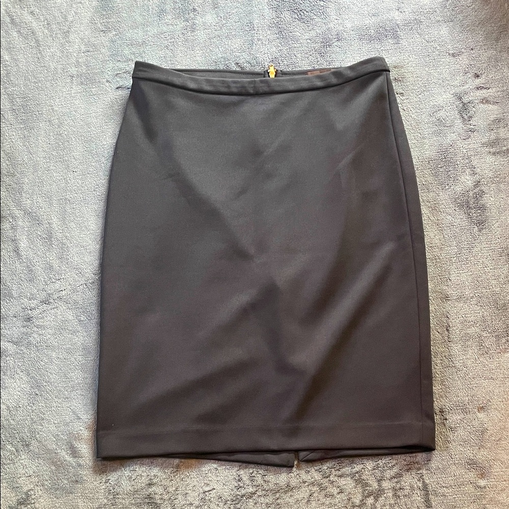 The Limited Classic Black Pencil Skirt